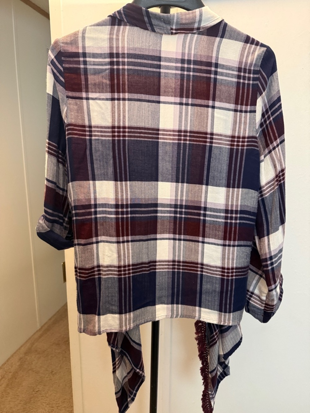 Plaid Open-Front Fringe Cardigan Jacket in Navy, Burgundy & White - Picture 5 of 5